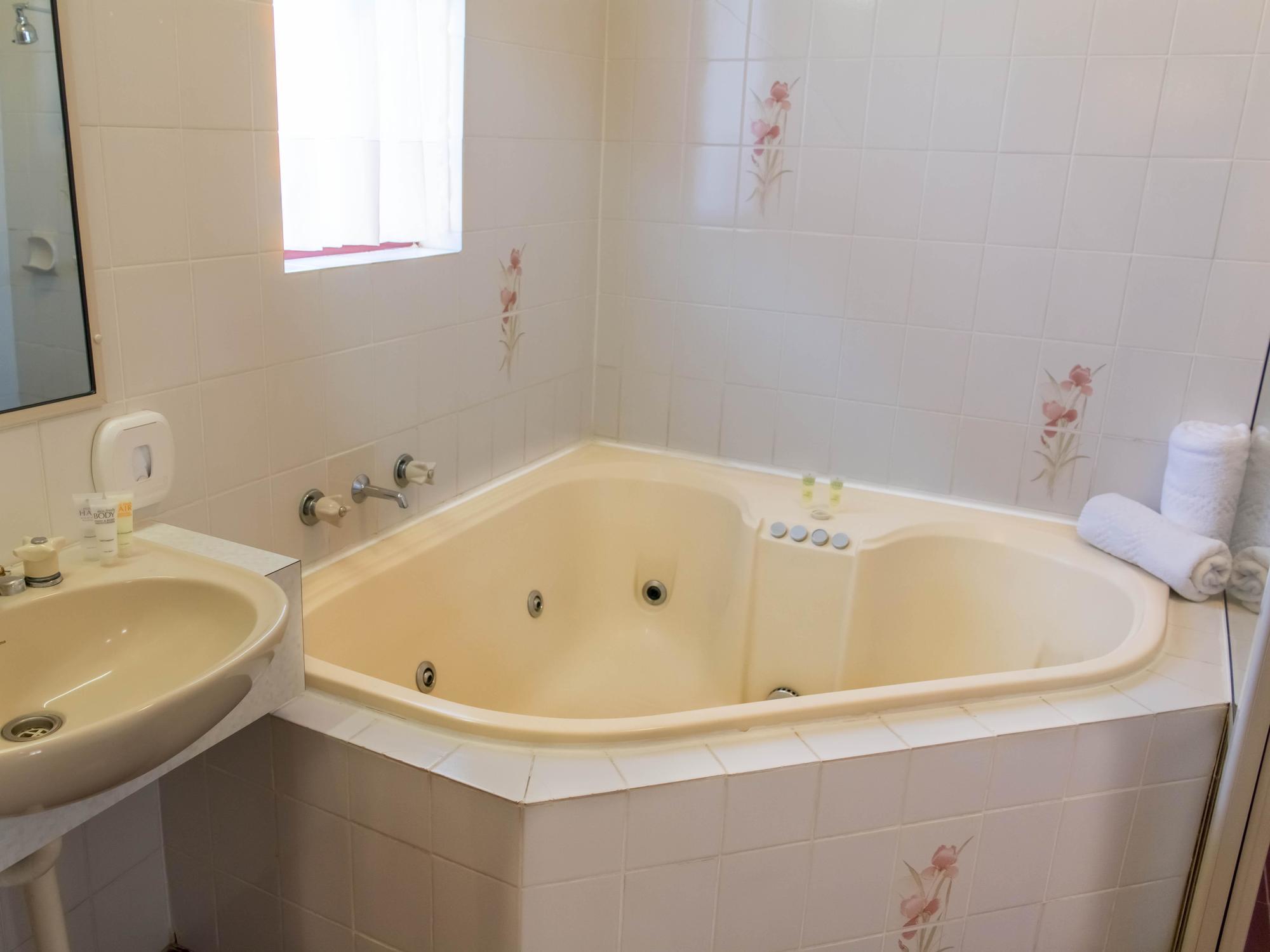 Narrandera Club Motor Inn Экстерьер фото